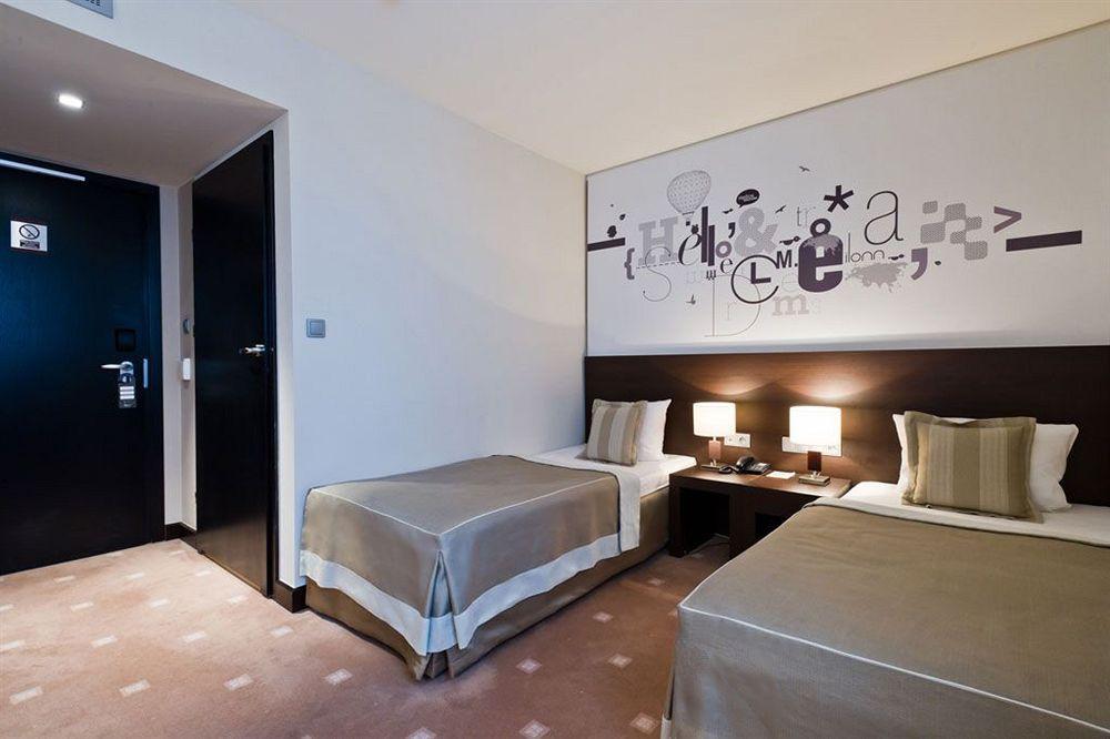 Ilonn Hotel Poznan Dış mekan fotoğraf