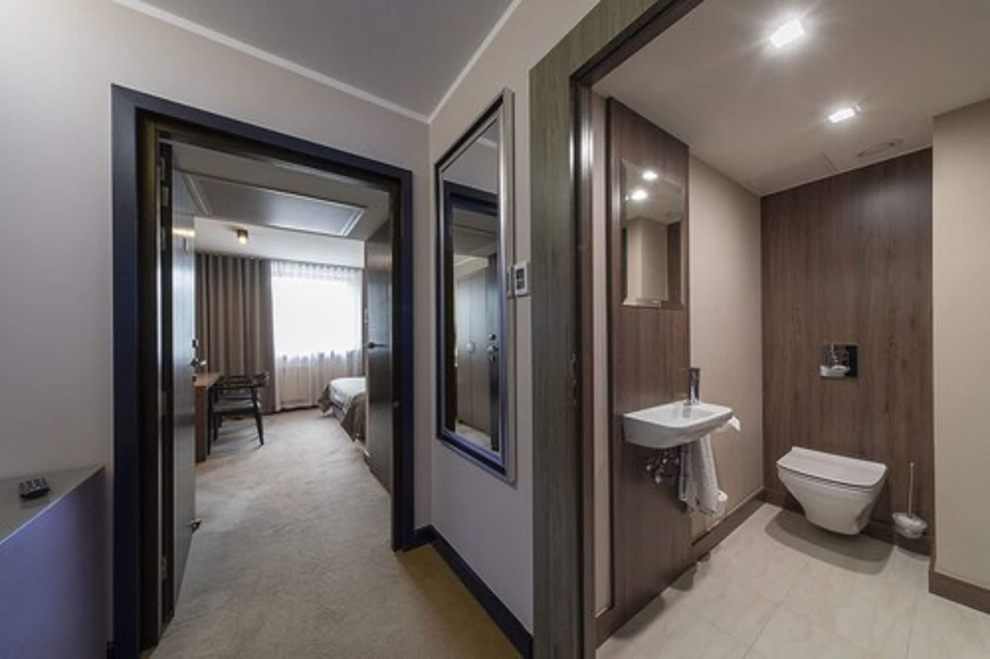 Ilonn Hotel Poznan Dış mekan fotoğraf
