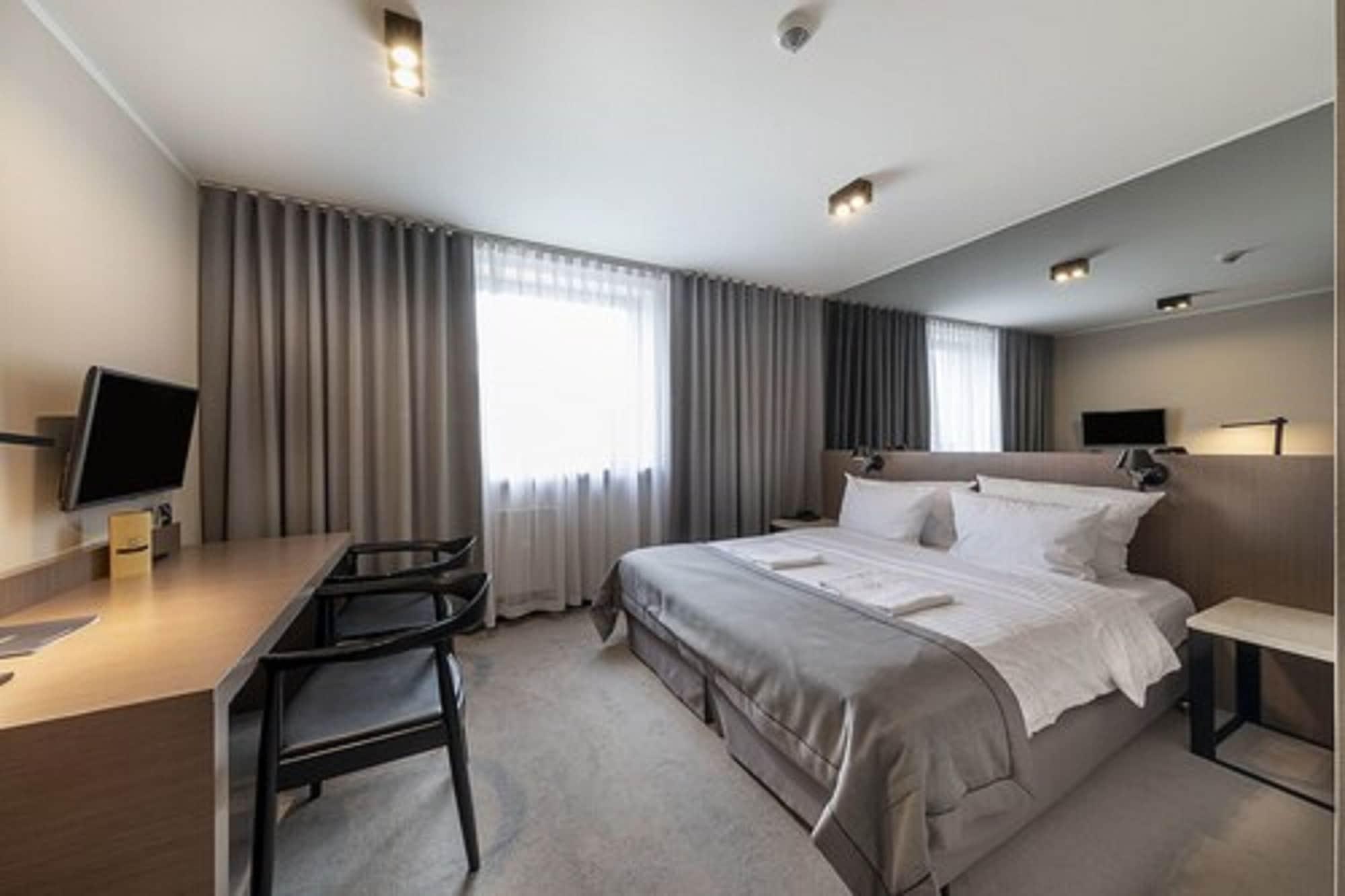 Ilonn Hotel Poznan Dış mekan fotoğraf