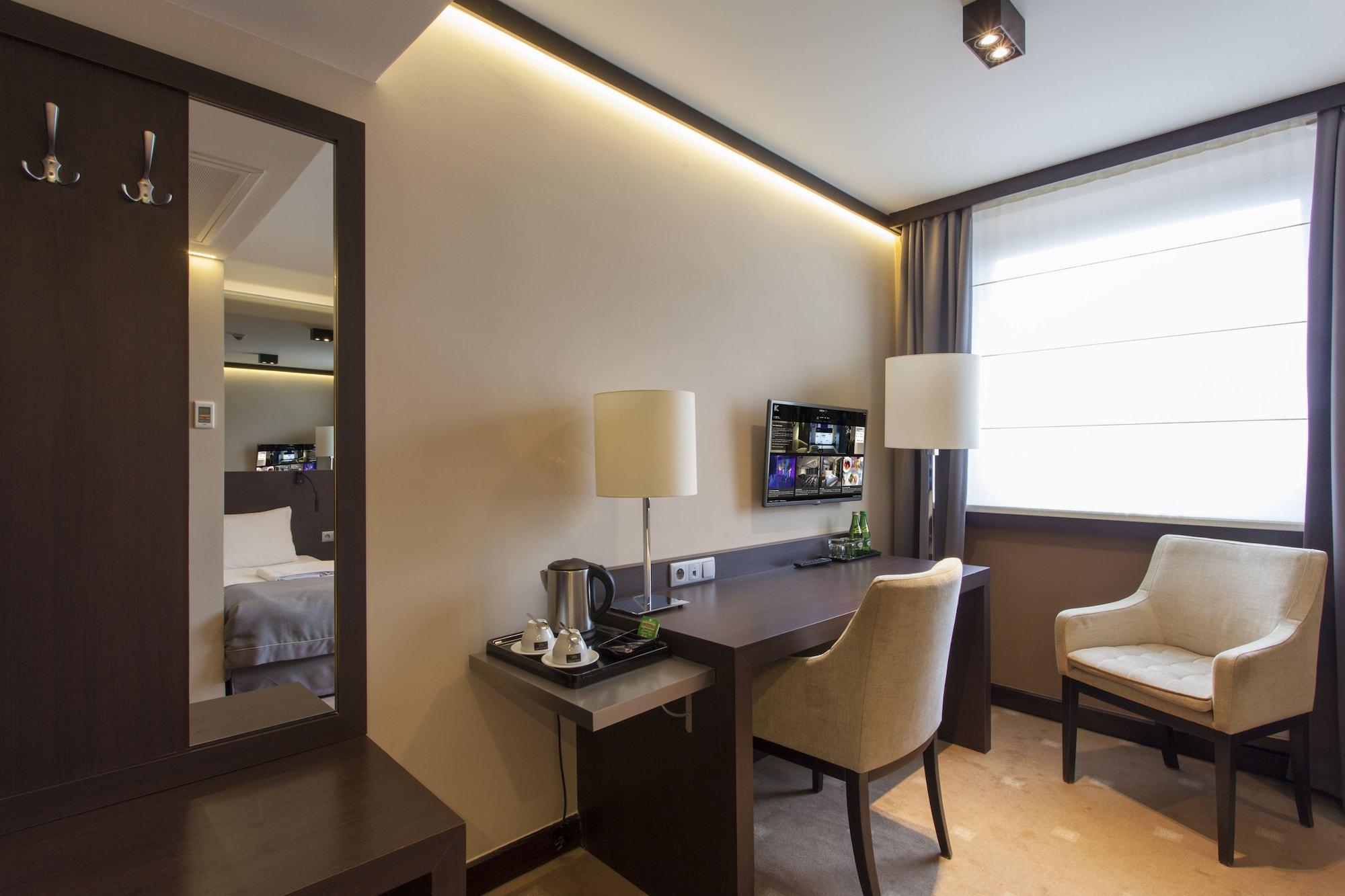 Ilonn Hotel Poznan Dış mekan fotoğraf