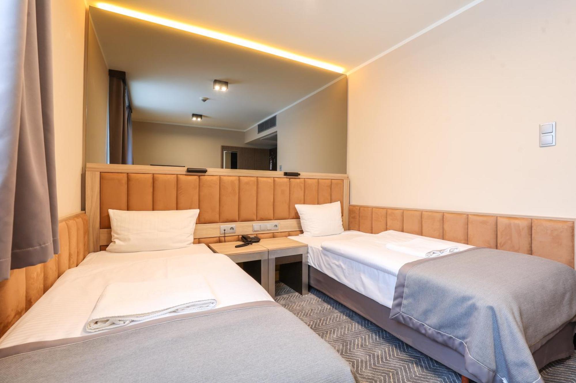 Ilonn Hotel Poznan Dış mekan fotoğraf