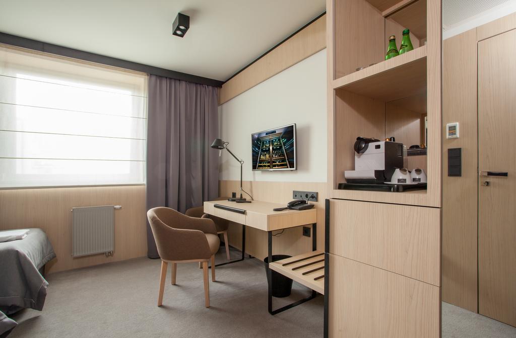 Ilonn Hotel Poznan Dış mekan fotoğraf